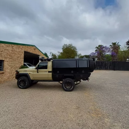 Bushtech Canopy Raklap Toyota Landcruiser 79 - Egyfülkés
