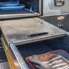 Bushtech RVS Munkafelület Fiók Rendszer - Egyenlő Fiókok